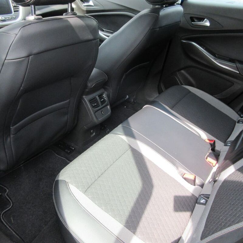 Opel Grandland X 1.2 Start/Stop Business INNOVATION