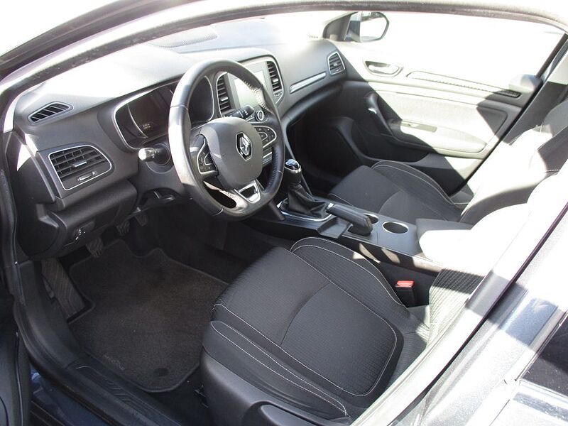 Renault Megane ENERGY TCe 100 EXPERIENCE