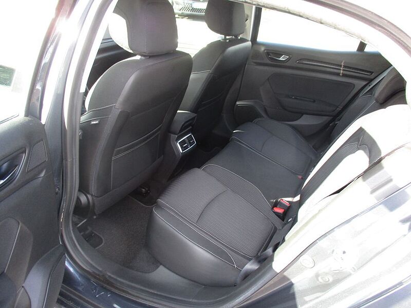 Renault Megane ENERGY TCe 100 EXPERIENCE